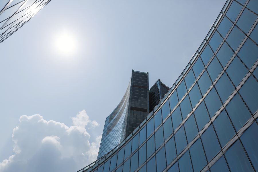 How Digital Infrastructure Is Powering the Democratization of Private Markets